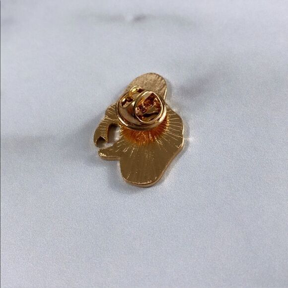 Donald Duck Enamel Pin/Brooch - Picture 3 of 3